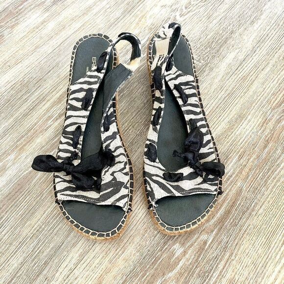 Eric michael zebra Sandals - Picture 2 of 12
